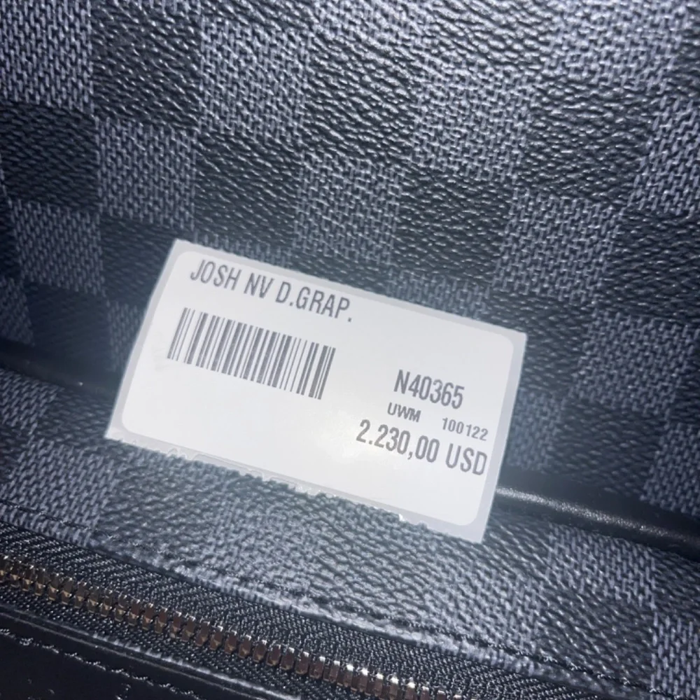 Louis Vuitton Backpack - Picture 12 of 12